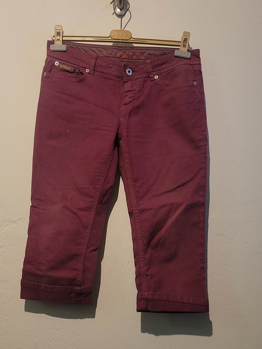Dolce & Gabbana D&G Women’s Burgundy Capri Jeans